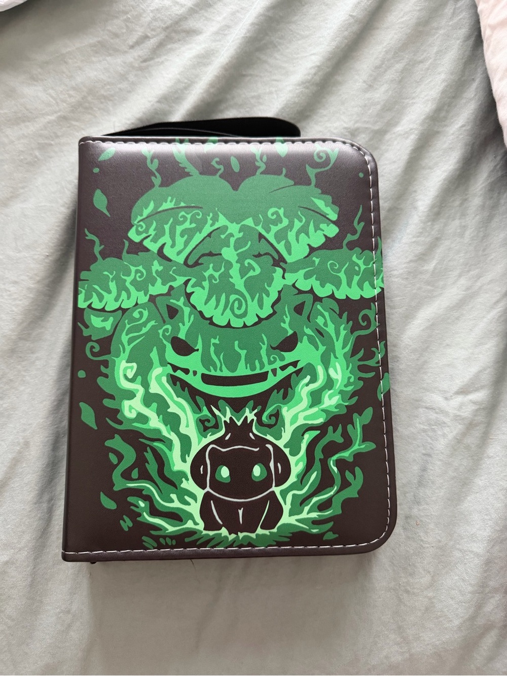 Pokemon Black & Green Zip Up Binder 4 Pocket
